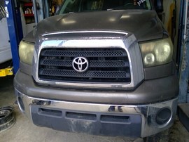 2008 TOYOTA TUNDRA, BRONZE, SR5 MODEL, CREW CAB, 5.7L, AT, 2WD.  Z26313